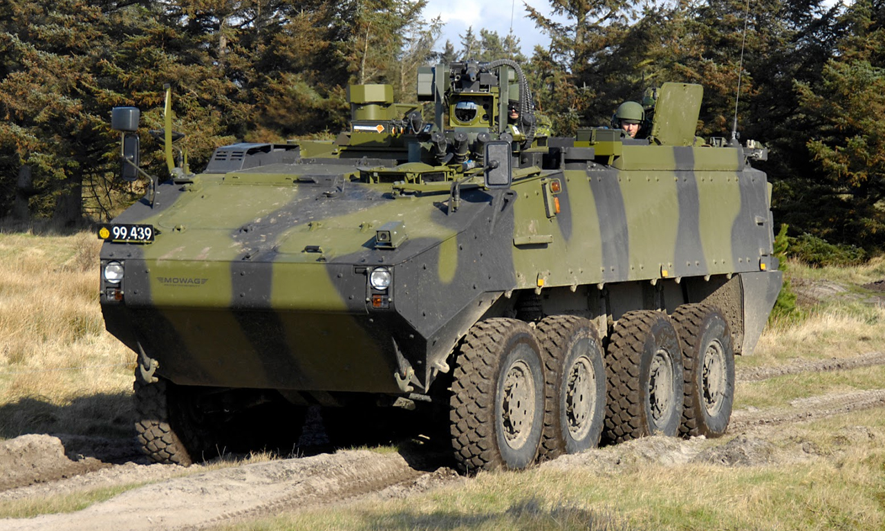 Piranha IIIC zırhlı personel taşıyıcıları Piranha IIIC zırhlı personel taşıyıcıları