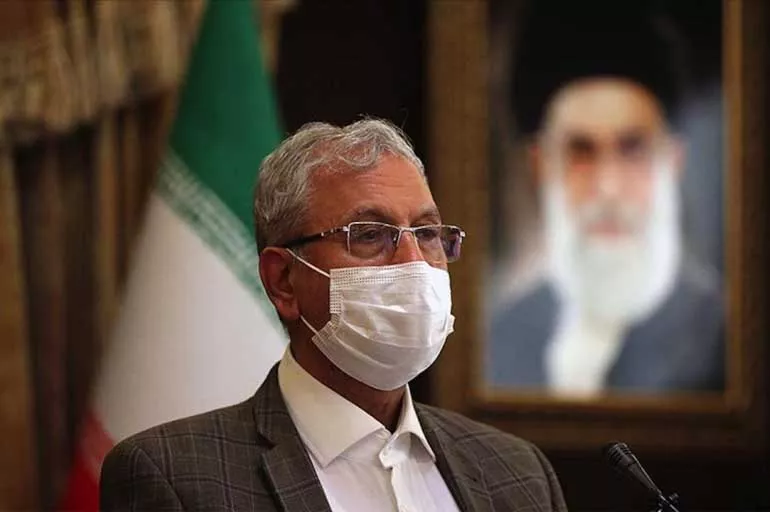 İran'da hükümet, Hamaney medyasından şikayetçi
