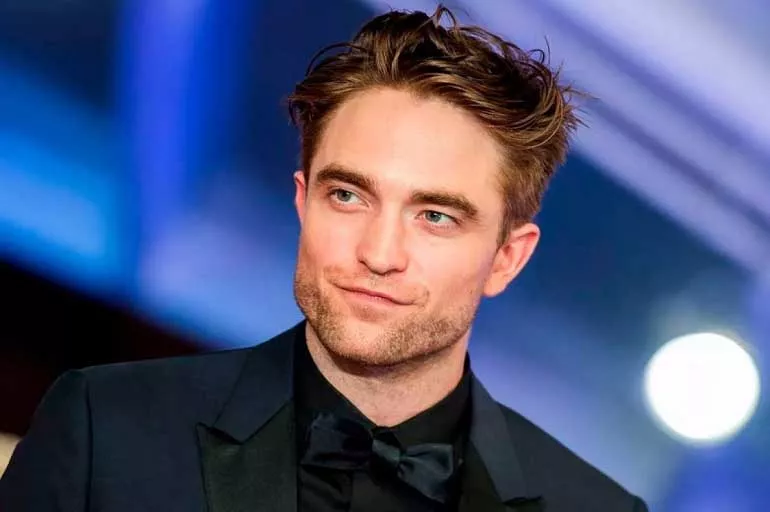Robert Pattinson Warner Bros ve HBO Max ile anlaştı