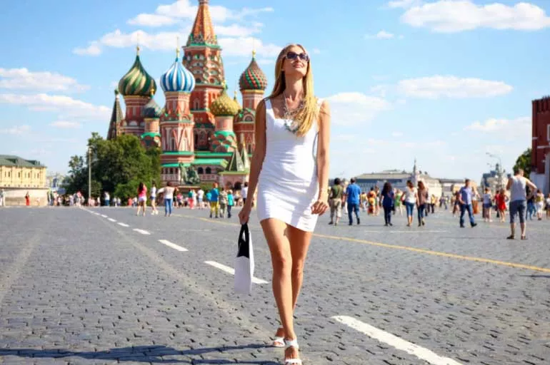 Rus turistler Türkiye yolu gözlüyor