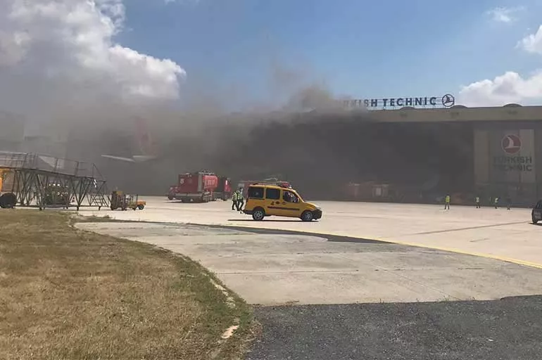 Atatürk Havalimanı'nda patlama