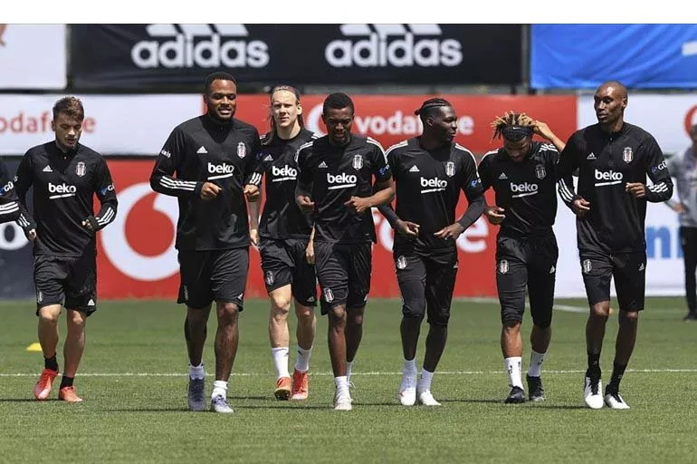 Beşiktaş'ın yeni sezon kampı iptal edildi