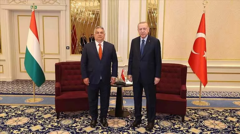 Erdoğan Brüksel'de ilk olarak Macaristan Başbakanı ile görüştü
