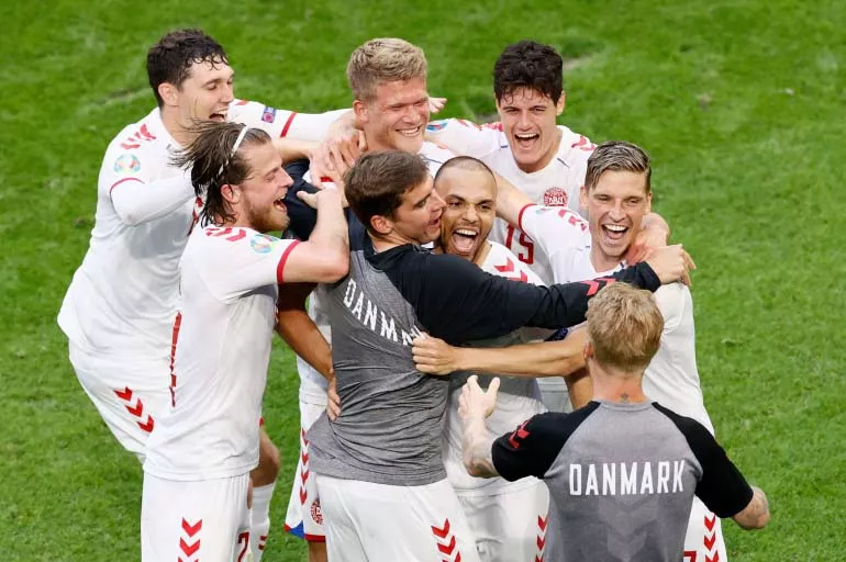 Danimarka şov yaparak çeyrek finale kaldı
