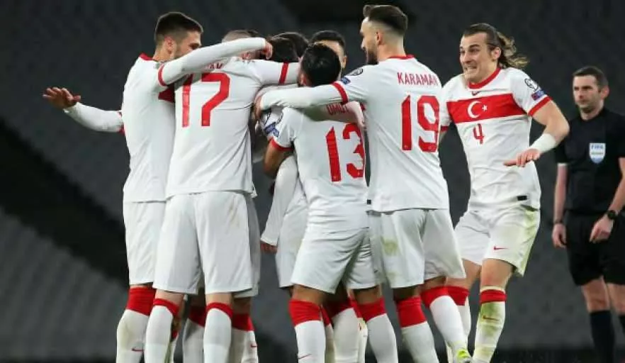 İtalya-Türkiye maçının hakemi belli oldu