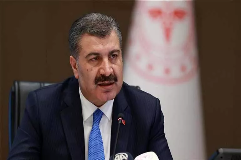Sağlık Bakanı Fahrettin Koca'dan aşı açıklaması
