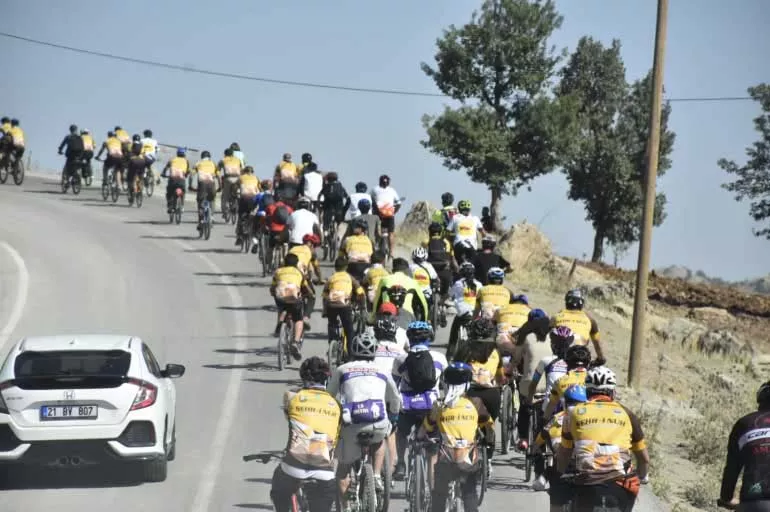 Şırnak'ta bisiklet festivaline yoğun ilgi