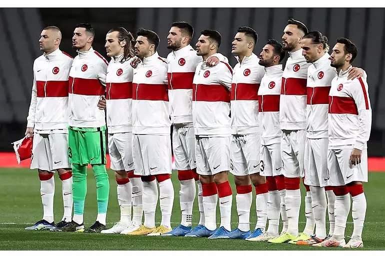 Türkiye-Galler maçı ilk 11'leri açıklandı