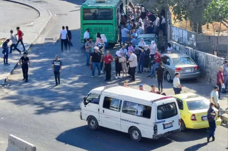 Akaryakıt fiyatları Şam'daki toplu taşımayı felç etti