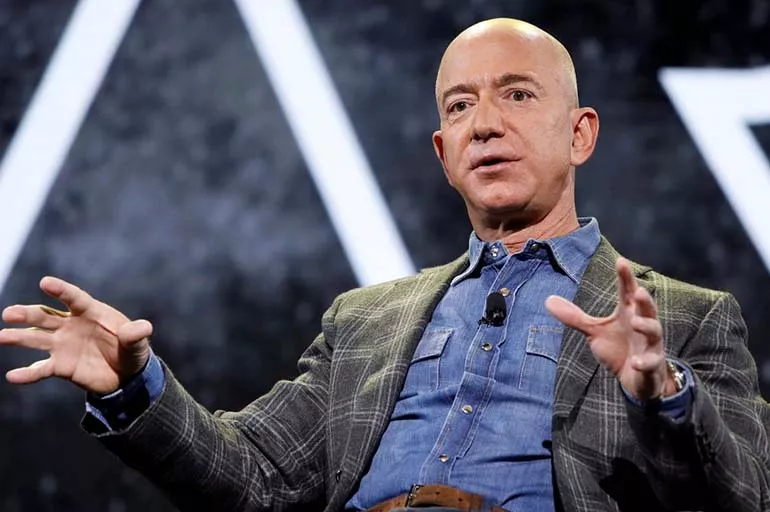 Jeff Bezos bir kez daha dünyanın en zengini oldu