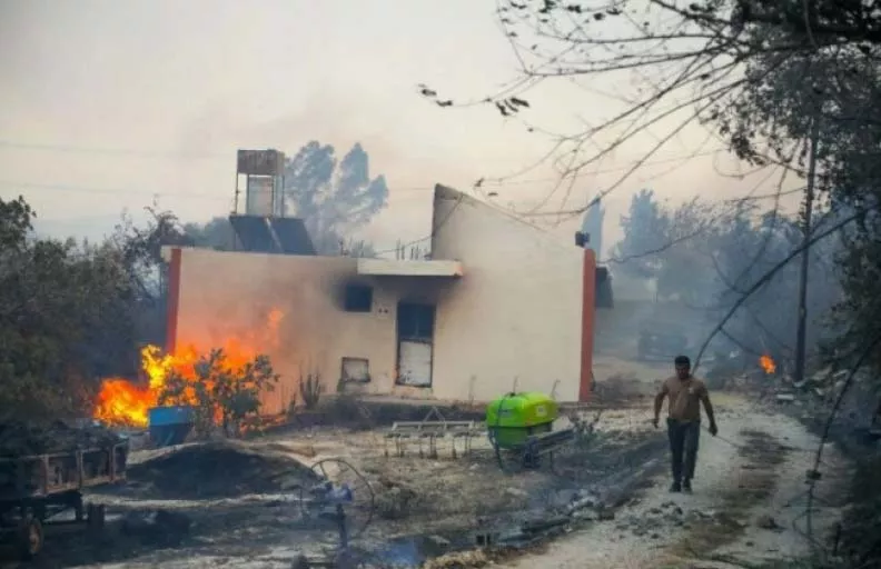 Antalya Manavgat'taki yangın evleri kül etti: Ölü sayısı 3 oldu