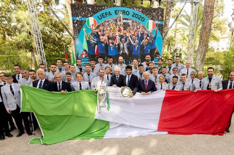 Avrupa şampiyonu İtalya'ya devlet nişanı takılacak