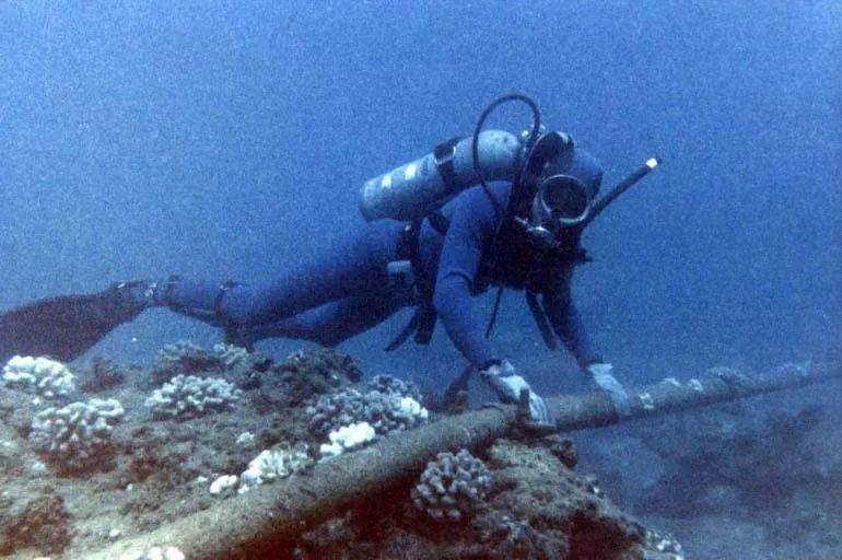 Denizin altında fiber optik casusluk şimdi çok daha tehlikeli