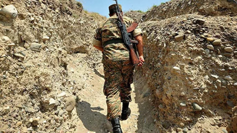 Ermenistan kışkırtıyor! İki Azerbaycan askeri yaralandı