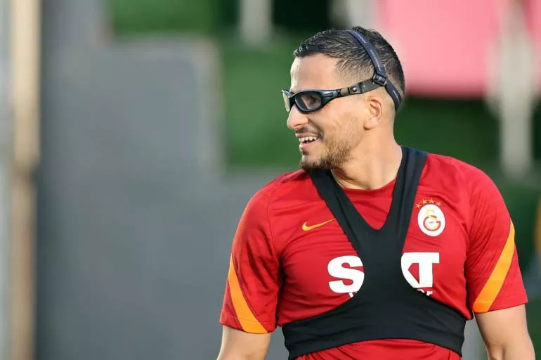 Galatasaray maç kafilesinde sürpriz isim