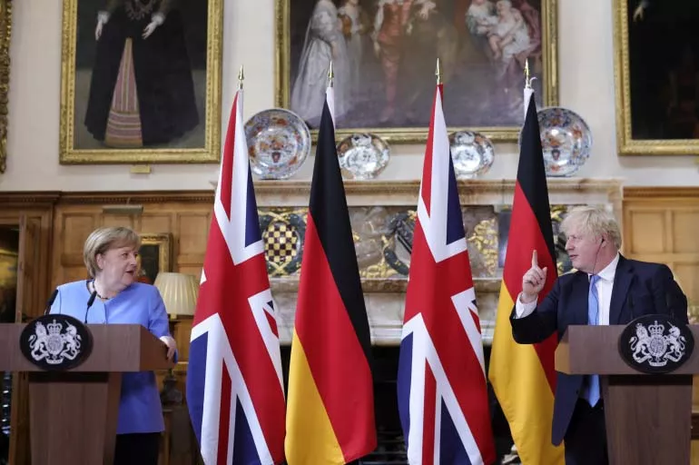 Merkel, İngiltere'ye son resmi ziyaretini gerçekleştirdi