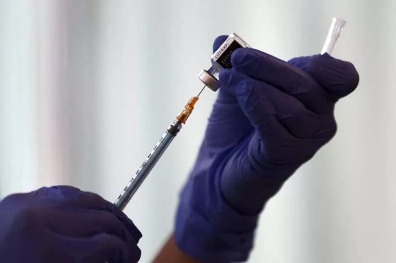 New York eyaleti çalışanlarına aşı zorunluluğu getirildi