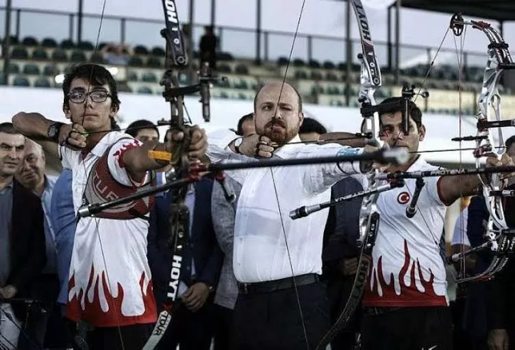 Olimpiyat Şampiyonu Mete Gazoz, binlerce sporcuyu eğiten Okçular Vakfı'nda yetişti