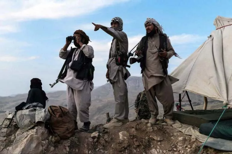 Taliban Kandahar'a dayandı herkes kaçmayı düşünüyor