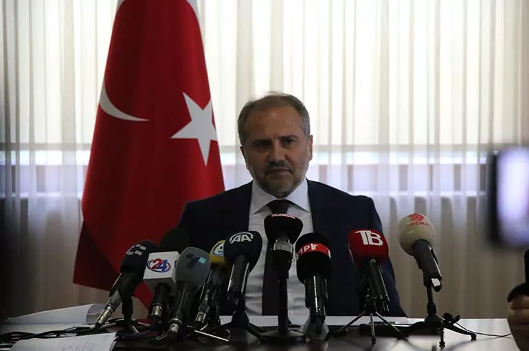 Türkiye'nin Üsküp Büyükelçisi Sekizkök'ten FETÖ uyarısı