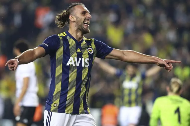 Vedat Muriç, Fenerbahçe'ye geri dönüyor