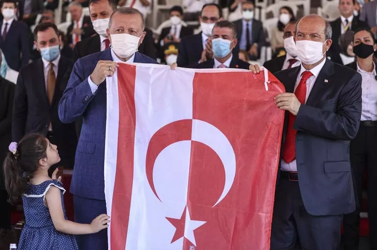 Yunan medyası Erdoğan'ın KKTC ziyaretine geniş yer verdi