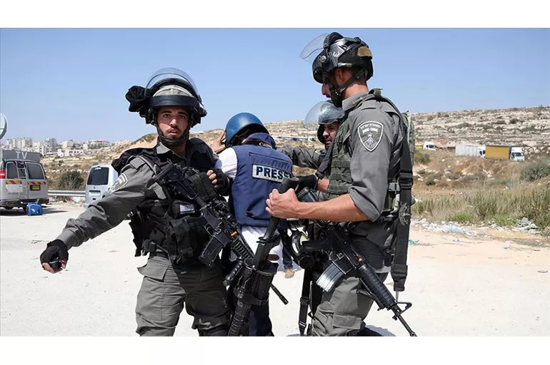 Aralarında AA muhabirinin de olduğu 7 gazeteci İsrail güçlerince gözaltına alındı