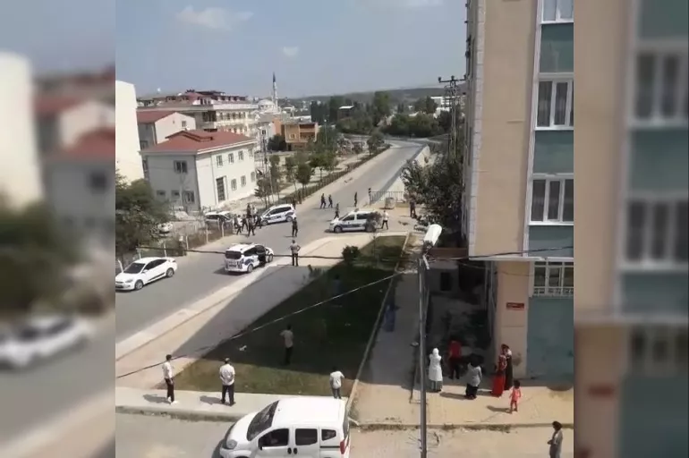 Arnavutköy'de iki aile arasında silahlı kavga