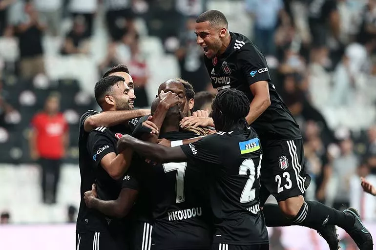 Beşiktaş, sezonun açılış maçında Çaykur Rizespor'u devirdi