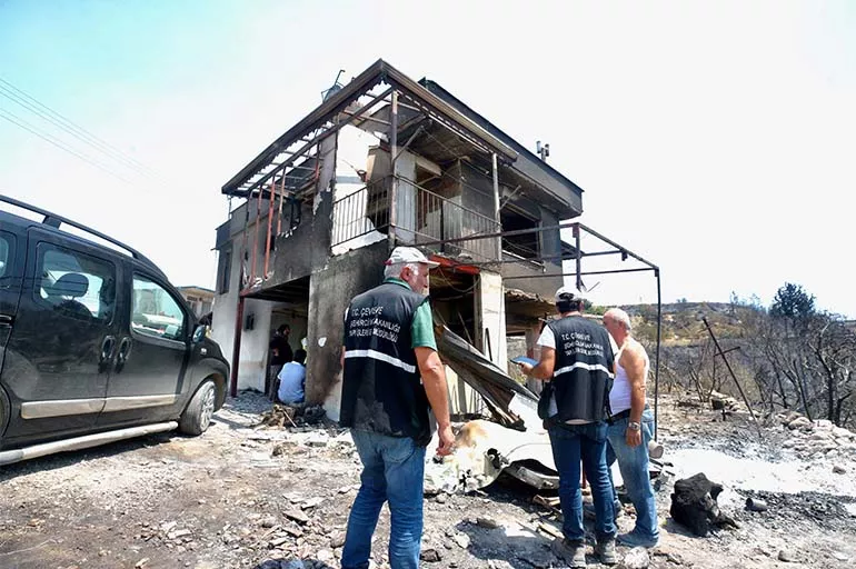 Çevre ve Şehircilik Bakanlığı Manavgat'ta hasar tespit çalışmalarına devam ediyor