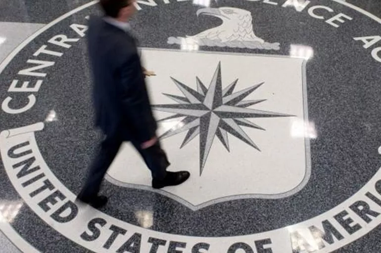 CIA Direktörü Taliban liderleriyle gizlice görüştü