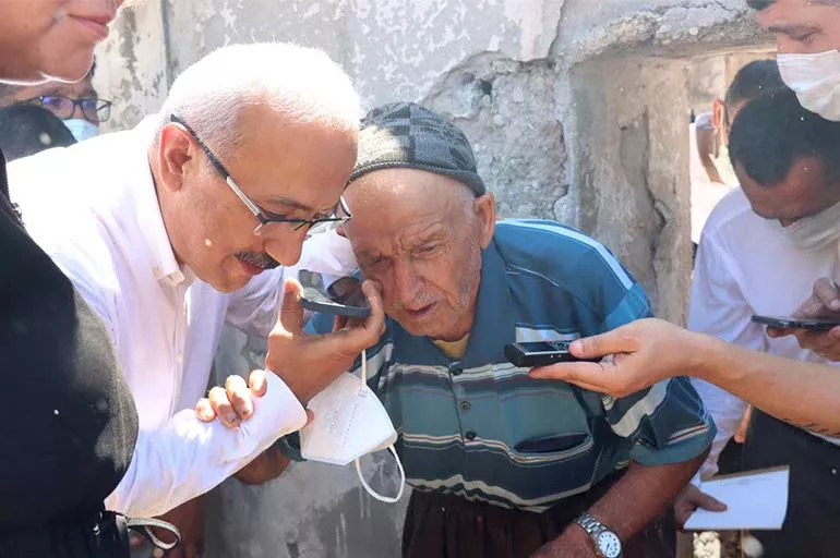 Cumhurbaşkanı Erdoğan, yangın mağduru Süleyman amcayla telefonda görüştü