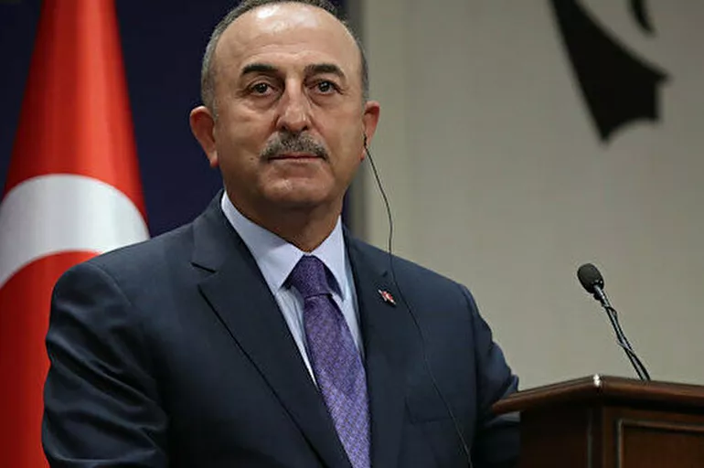 Dışişleri Bakanı Çavuşoğlu'ndan diplomasi trafiği