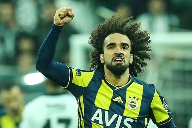 Fenerbahçe'de Sadık Çiftpınar Süper Lig ekibiyle 3 yıllık anlaşmaya vardı