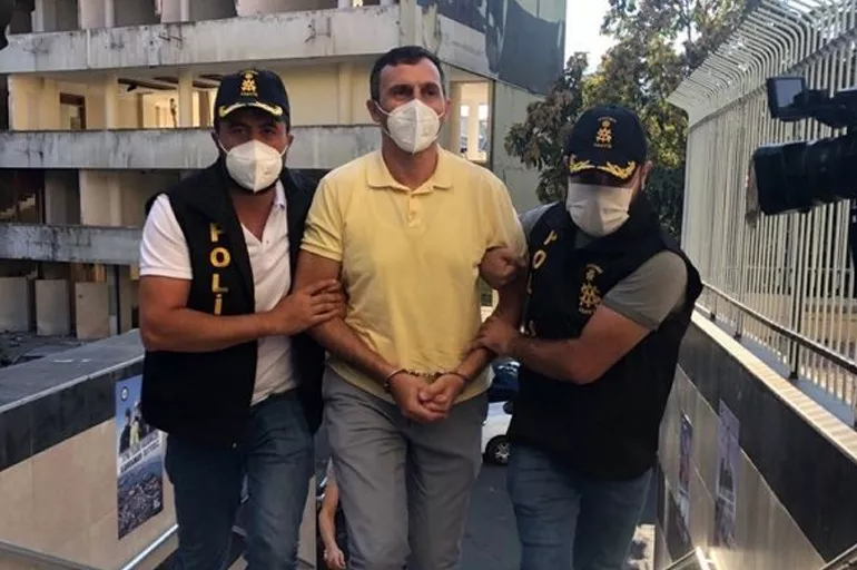 Kastamonu'daki selde yıkılan Ölçer Apartmanı'nın müteahhidi tutuklandı