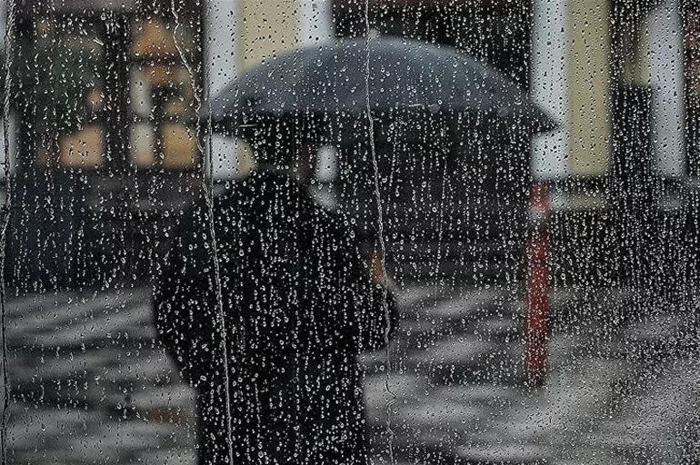 Meteoroloji'den İstanbul için sağanak yağmur uyarısı