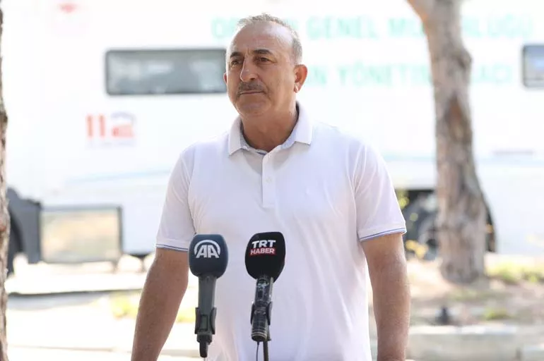 Bakan Çavuşoğlu: Fransa ve Yunanistan yardım teklifini geri çekti