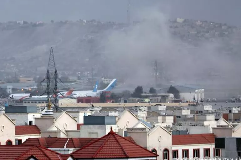 Son dakika: DEAŞ, Kabil Havalimanındaki saldırıları üstlendi