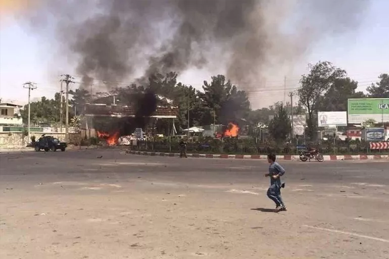 Kabil'de roketli saldırı: 4'ü çocuk, 6 kişi yaşamını yitirdi