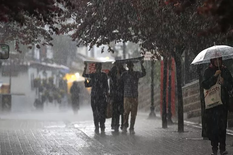 Son dakika! Meteoroloji Doğu Karadeniz ve Doğu Anadolu için sel uyarısı yaptı