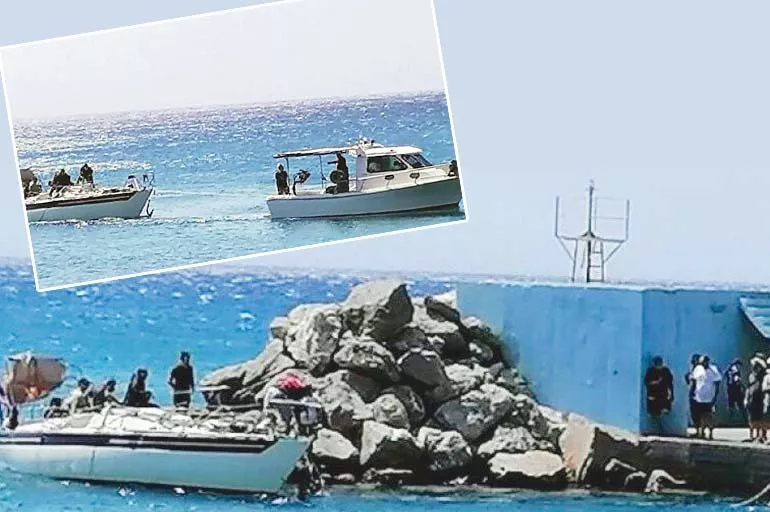 Yunanlılar denizde sadece FETÖ'nün teknelerini batırmıyor