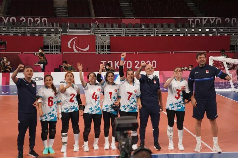 Bravo kızlar! Türkiye Golbol takımımız ABD'yi devirerek altın madalya kazandı