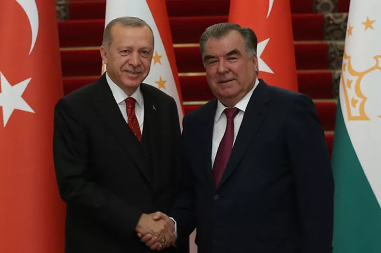 Cumhurbaşkanı Erdoğan Tacikistan Cumhurbaşkanı ile telefonda görüştü