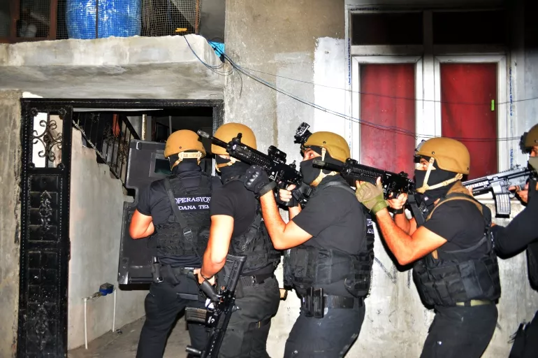 DEAŞ'ın Yamaçlı grubuna operasyon: Çok sayıda gözaltı kararı