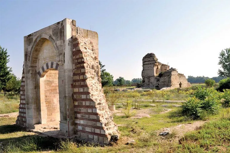 Edirne Sarayı'nın gün yüzüne çıkarılması için çalışmalar sürüyor