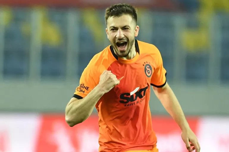 Galatasaray, Halil Dervişoğlu'nu KAP'a bildirdi