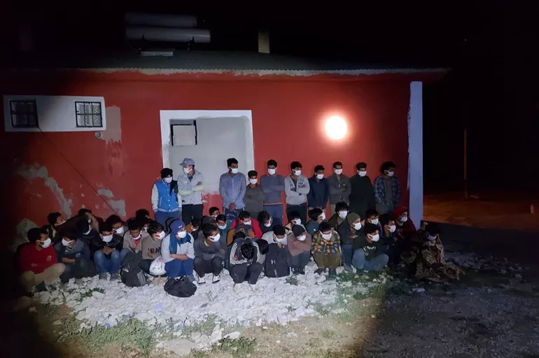 Göçmen kaçakçılığı: Van'da 46 düzensiz göçmen yakalandı