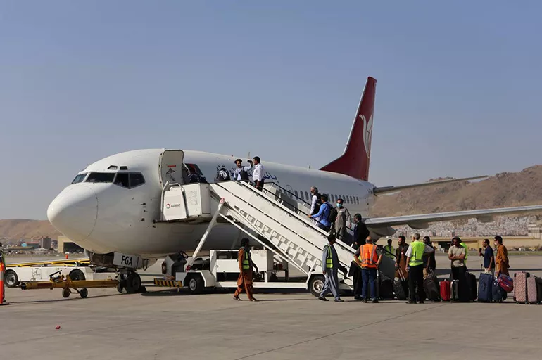 Kabil'de normalleşme: Üniversiteler açılıyor, uçuşlar başlıyor