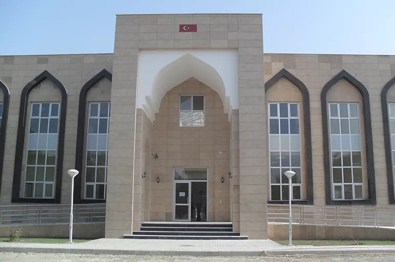 Kabil Üniversitesi yasak iddialarını yalanladı
