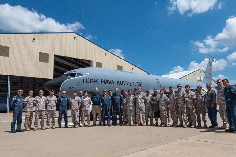 Modernizasyonu tamamlanan ilk KC-135R Blok 45 TSK envanterine katıldı